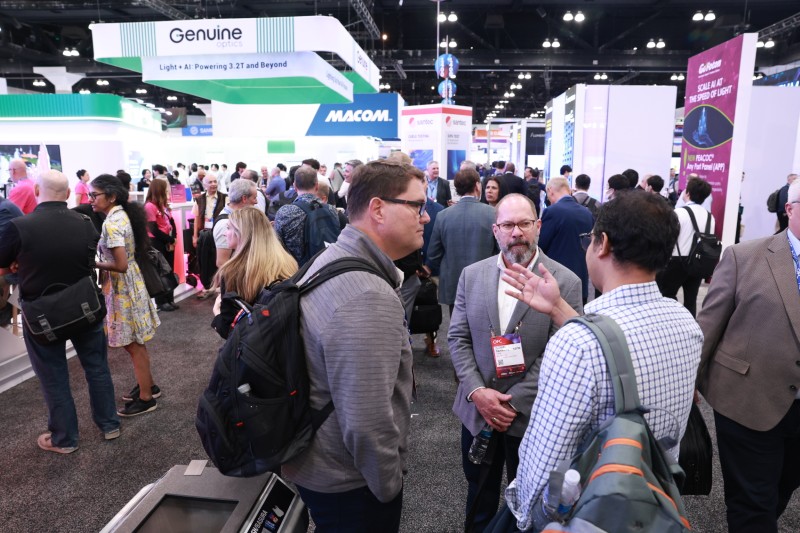 Crowds_Mar-17-2026-10-00-40-AM-Exhibition