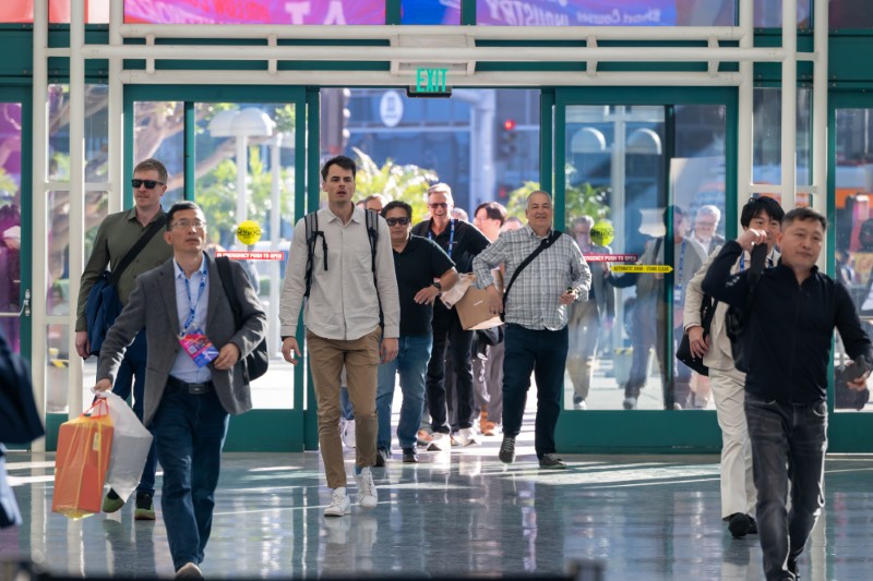 Registration-Mar-17_OFC_0484a